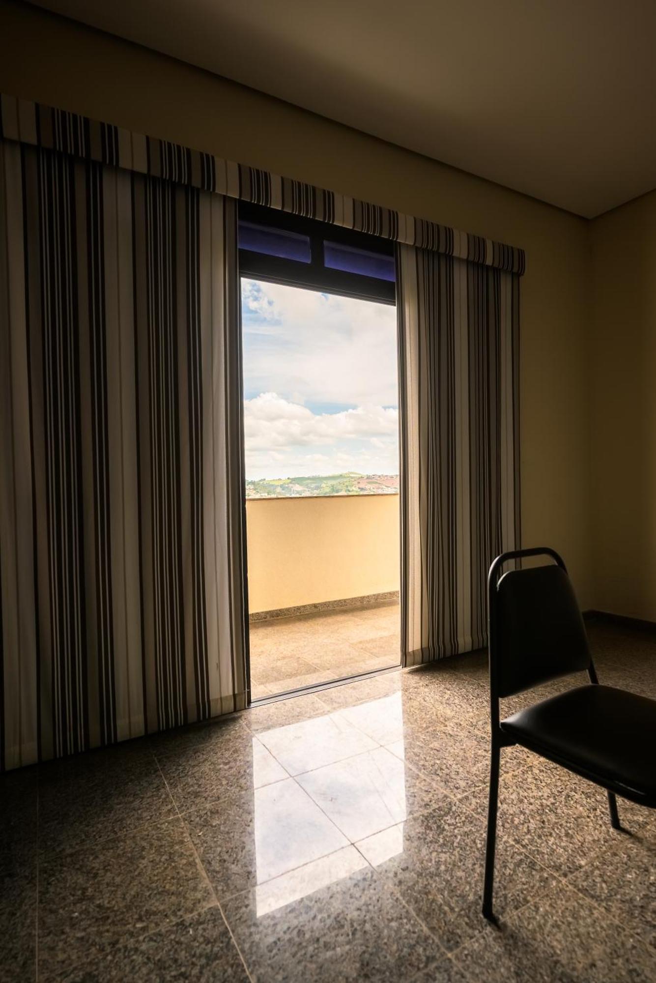 Rovi Plaza Hotel Serra Negra  Esterno foto